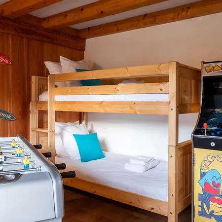 Altura- 5 Bedrooms - Jacuzzi And Sauna - By Cozee Шамоні