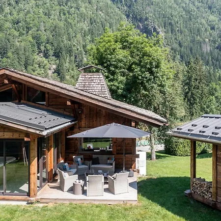 Altura- 5 Bedrooms - Jacuzzi And Sauna - By Cozee *