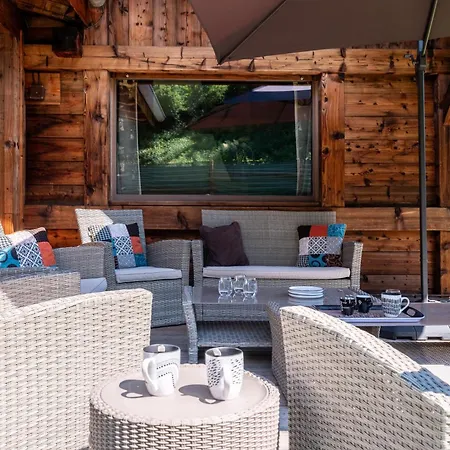 Altura- 5 Bedrooms - Jacuzzi And Sauna - By Cozee * Шамоні