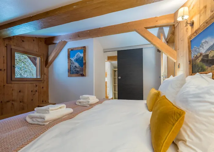 Altura- 5 Bedrooms - Jacuzzi And Sauna - By Cozee Chamonix