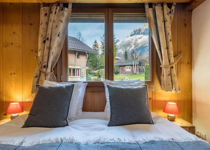 Altura- 5 Bedrooms - Jacuzzi And Sauna - By Cozee * Chamonix