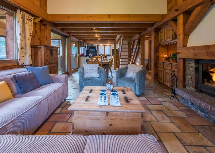 Altura- 5 Bedrooms - Jacuzzi And Sauna - By Cozee *