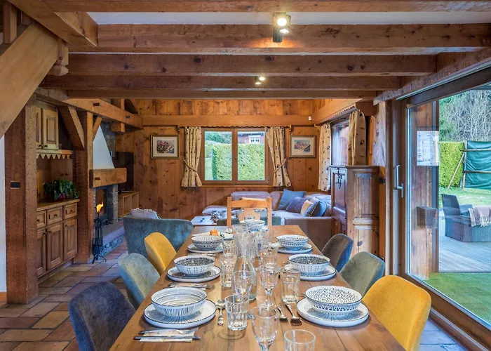 Altura- 5 Bedrooms - Jacuzzi And Sauna - By Cozee * Chamonix