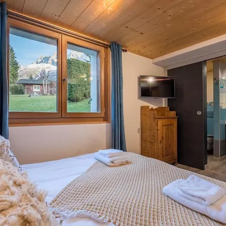 Chalet Altura- 5 Bedrooms - Jacuzzi And Sauna - By Cozee *