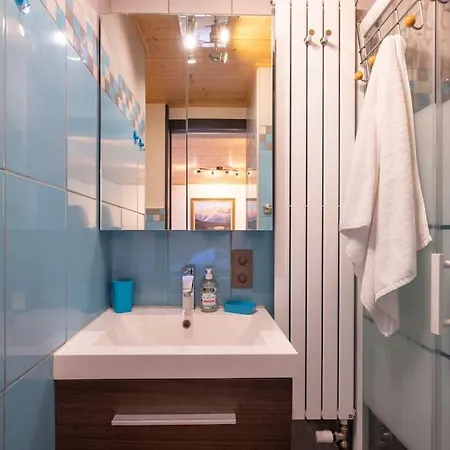 Altura- 5 Bedrooms - Jacuzzi And Sauna - By Cozee Σαλέ Σαμονί