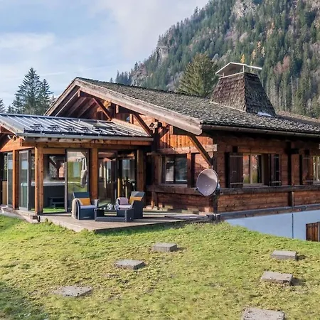 Altura- 5 Bedrooms - Jacuzzi And Sauna - By Cozee