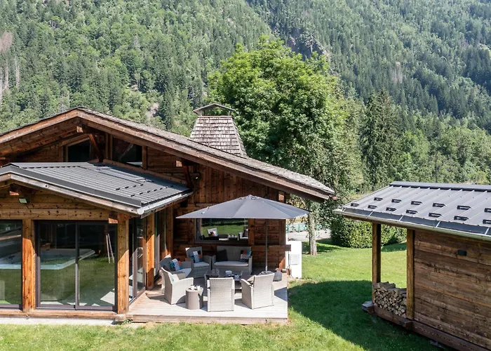 Altura- 5 Bedrooms - Jacuzzi And Sauna - By Cozee *