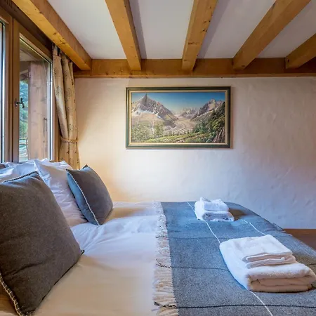Altura- 5 Bedrooms - Jacuzzi And Sauna - By Cozee * Chamonix
